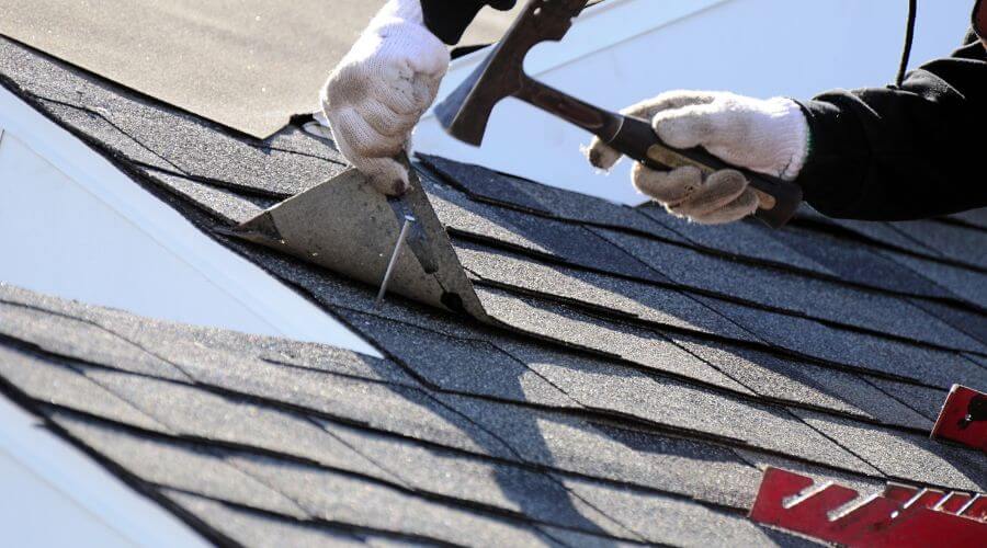 Professional gutter cleaning in Constantine, MI